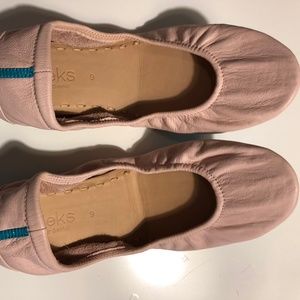 Ballerina Pink tieks